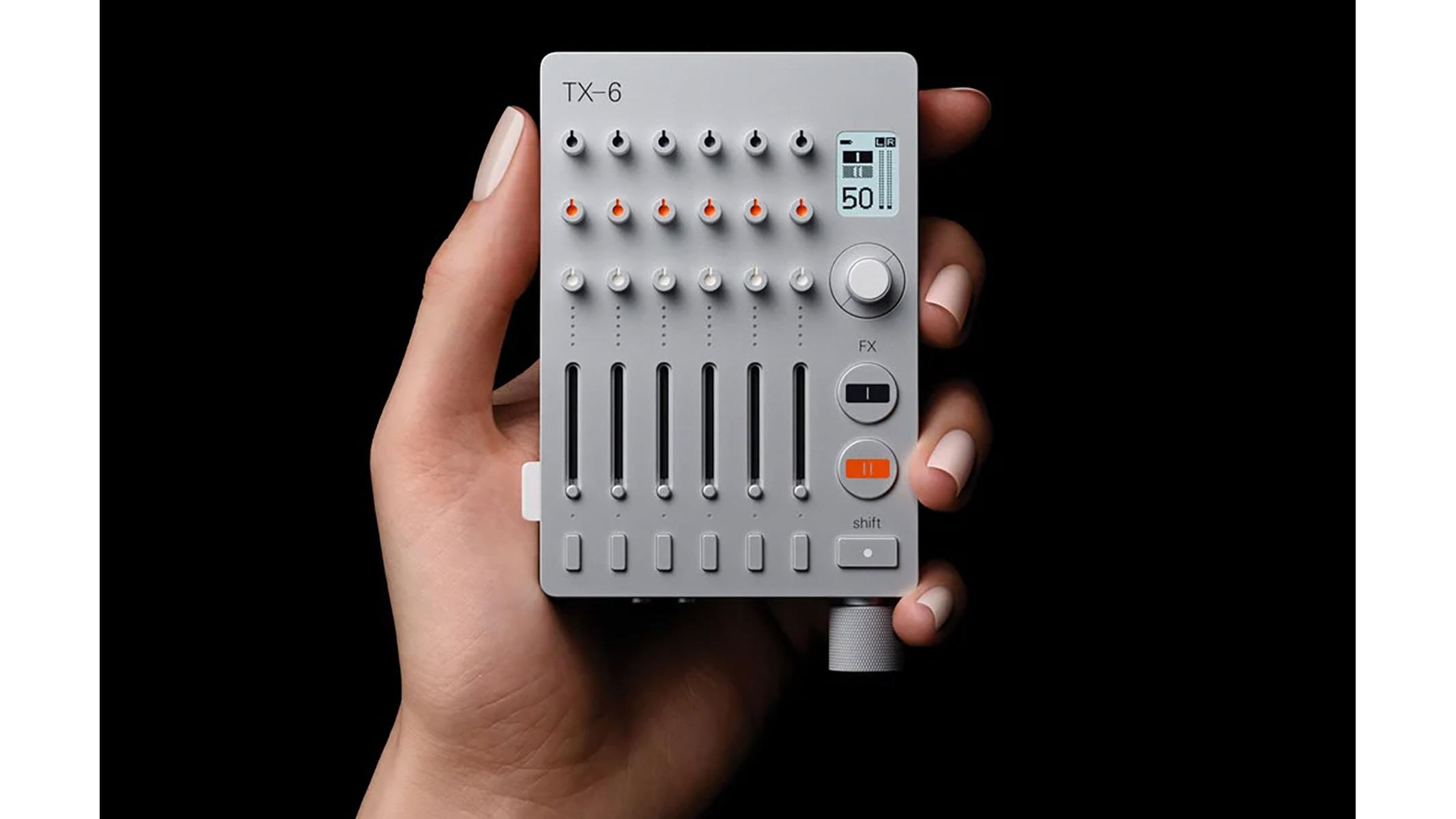 【タイムセール・新品同様】 Teenage Engineering TX-6 Amazon.com: teenage engineering TX–6 portable and rechargeable 6