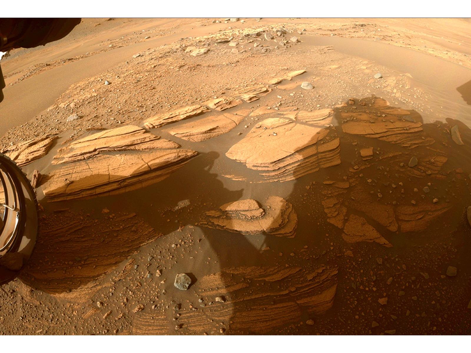 Curiosity Rover Lake