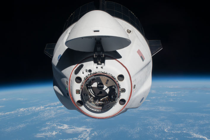 spacex dragon