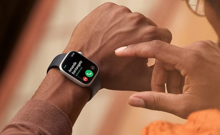 apple watch series 8 image