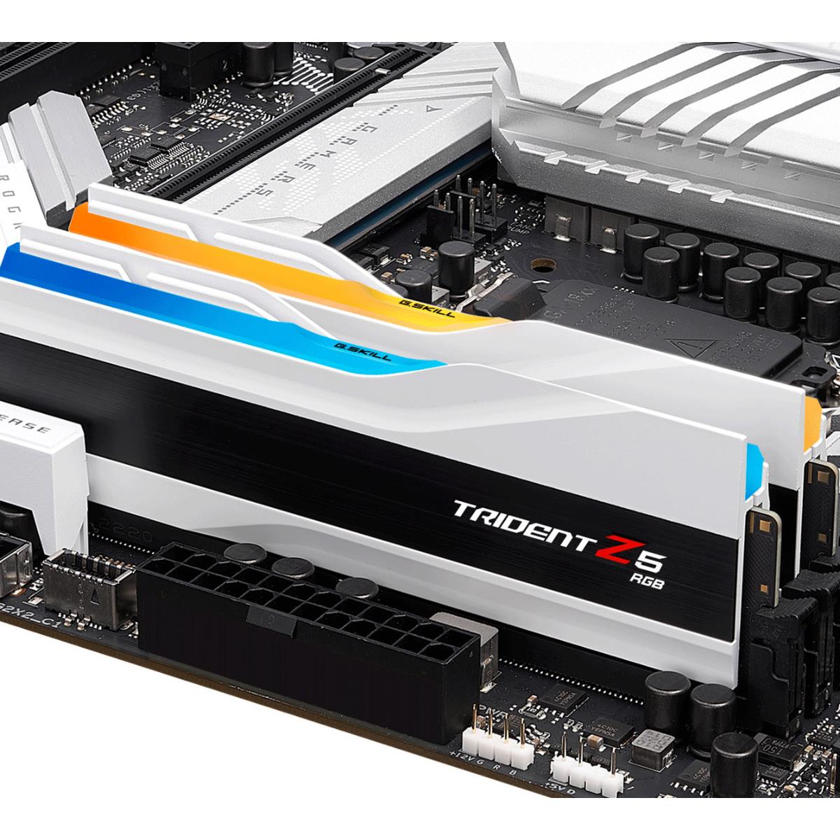 G.Skill RGB対応（ホワイト） DDR5 48G 24GB 2枚組 G.SKILL Trident Z5 RGB Series DDR5 RAM (Intel XMP 3.0) 48GB