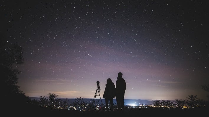 hero people viewing starry sky