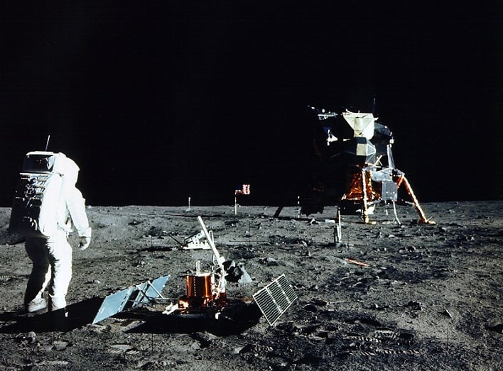 seismic experiment apollo 11 buzz aldrin
