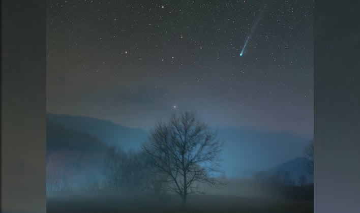hero comet in night sky