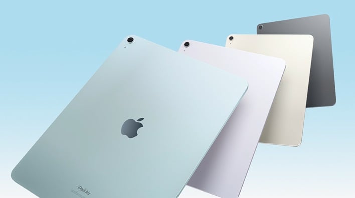 Widok z tyłu iPada Air firmy Apple przedstawiający opcje kolorów.