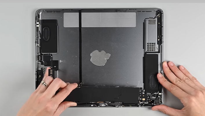 Inside of an Apple M2 iPad Air with the display removed.