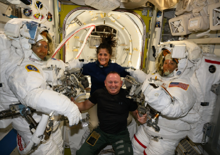 nasa boeing starliner ISS wilmore williams