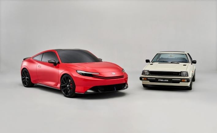 Honda%20Prelude%20Concept%20with%20First%20Gen%20Prelude