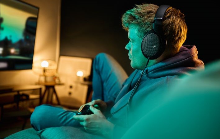 HD 550 Application Shot PKF7938 sRGB%20(2)