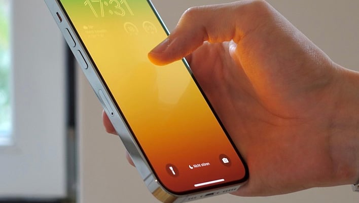 How To Claim Your Payout Of Apple's $95 Million Siri Spying Settlement