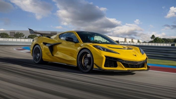 zr1 side