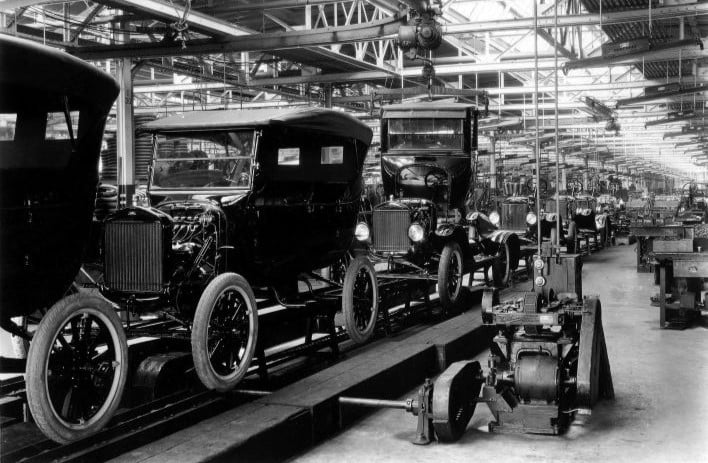 ford model t assembly line1