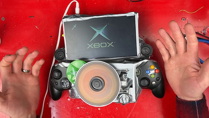 Forget The ROG Xbox Ally, Modder Turns An OG Xbox Into A Hilarious Gaming Handheld