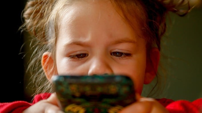 AI Brain Rot Is Real? New Report Exposes Social Media’s Dark Side