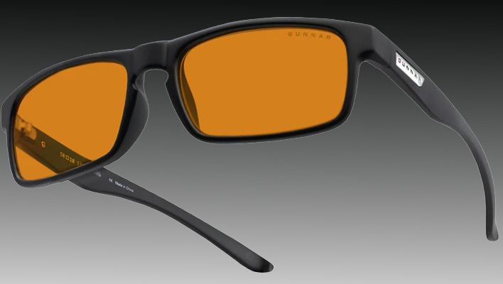 Gunnar Glasses (Amber Max) on a black and gray gradient background.