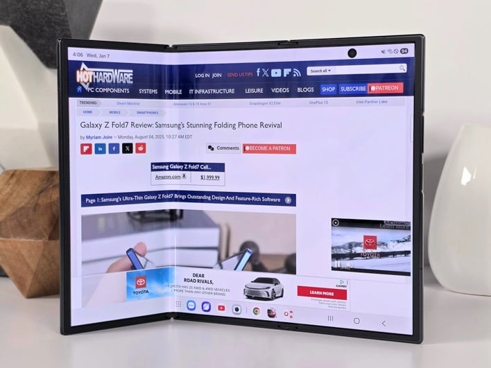 Samsung Galaxy Z TriFold inner display.