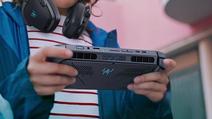 acer predator atlas 8 handheld rear