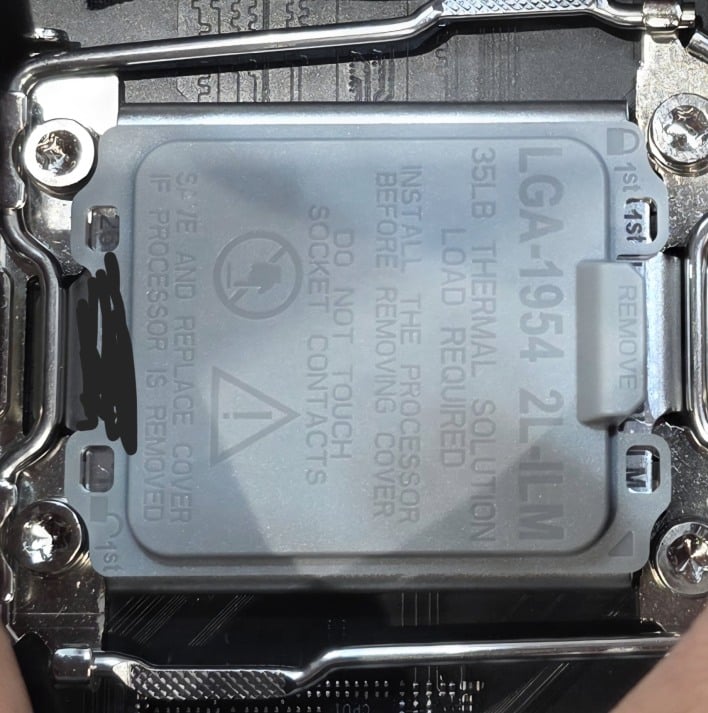 lga 1954 socket photo