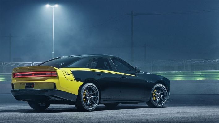 2027 Dodge Super Bee (Rear)