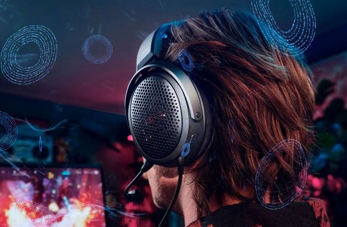 Experience open-air surround with open-back headphones like the Cloud Alpha Air