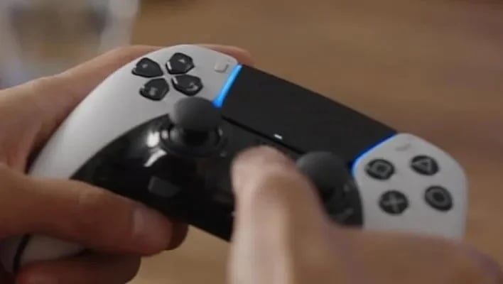 DualSense Controller