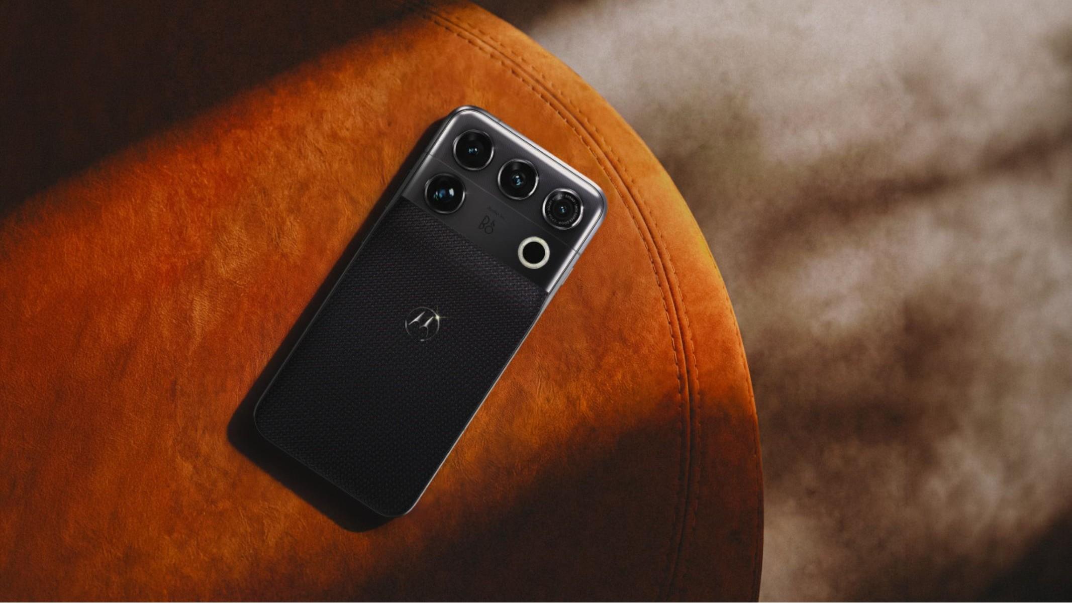 https://images.hothardware.com/contentimages/newsitem/71689/content/16x9_2133x1200_highres-motorola-signature-27-lifestyle-1.jpg