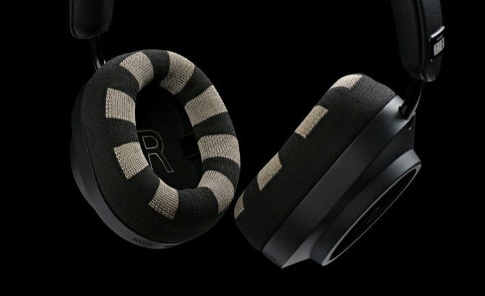 The pads look weird, but they're there to allow the sensors to better read your brain waves