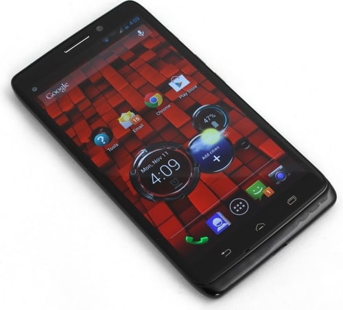 Смартфон Motorola Droid Pro. Malmelte смартфон.